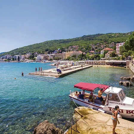 Beautiful In بيت للعطل Viskovo