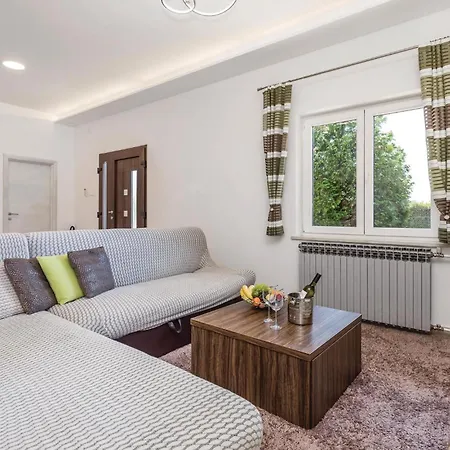 度假居 Cozy In Viskovo With Wifi Marčelji